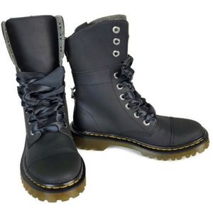 New Dr Martens YUBA black lace up combat boot